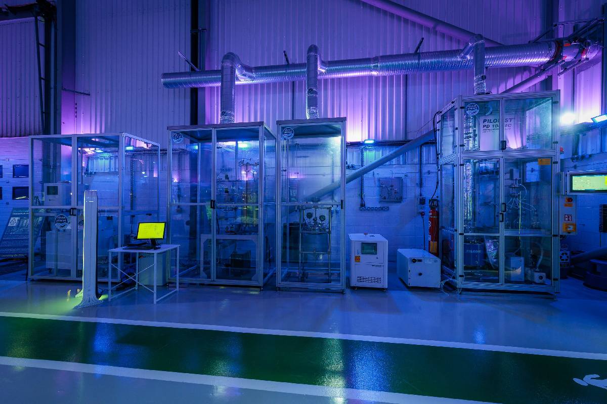 UK-Pilotanlage: Aus nicht recycelbaren Plastikabfällen soll SAF werden