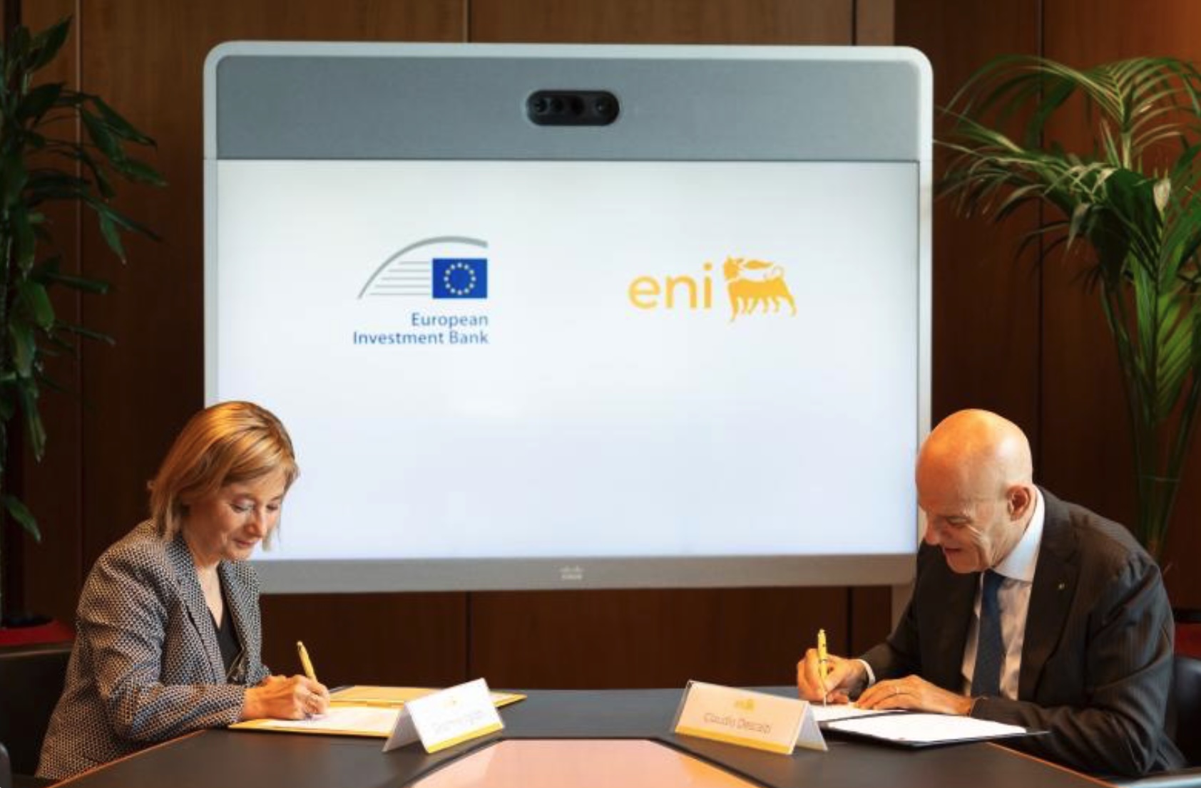 EIB und Eni finanzieren neue Bioraffinerie in Sannazzaro: 500 Mio. € für HVO und SAF ab 2028