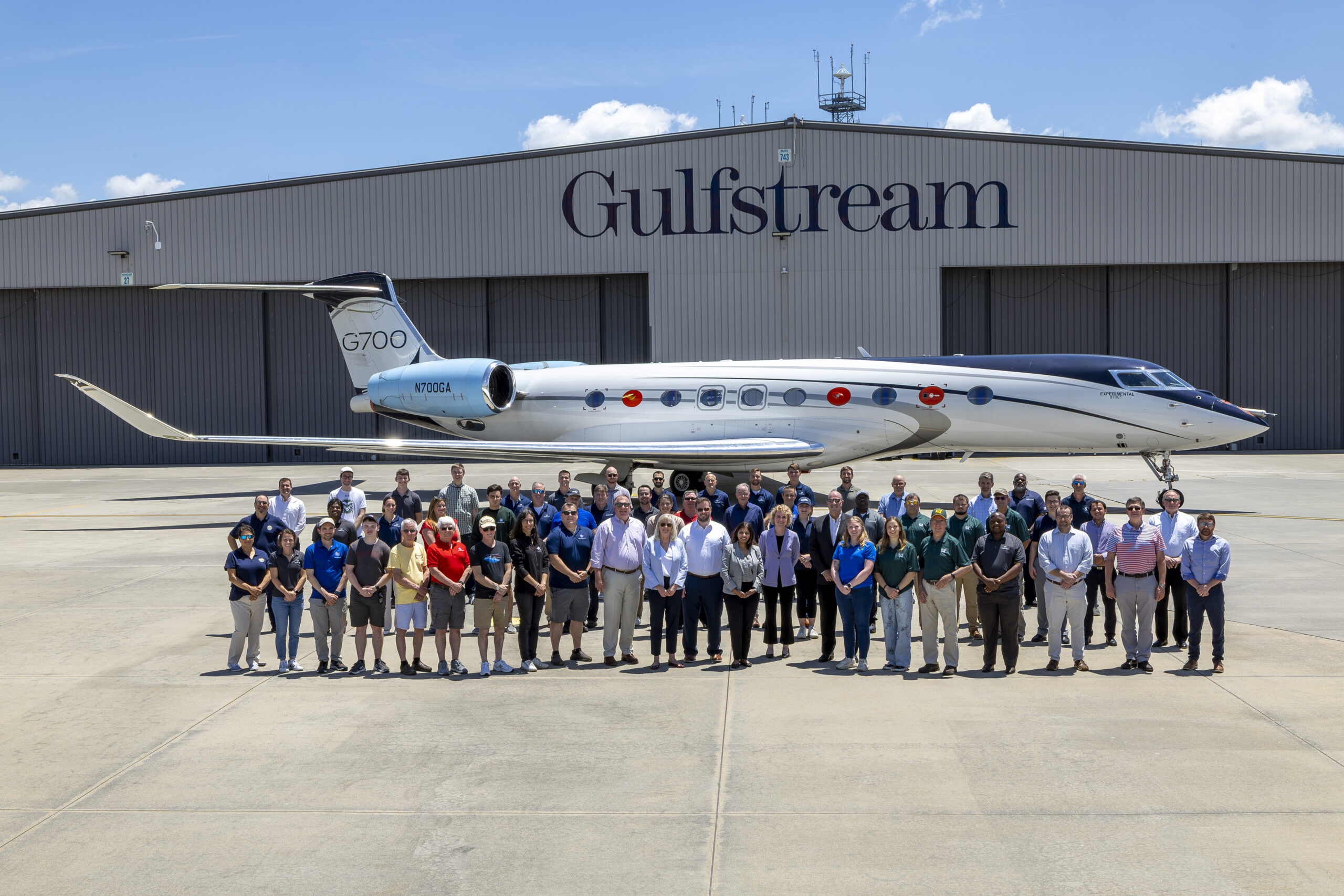 Gulfstream untersucht Auswirkungen von 100 % SAF auf Flugemissionen in großer Höhe mit G700-Spezialflugzeug